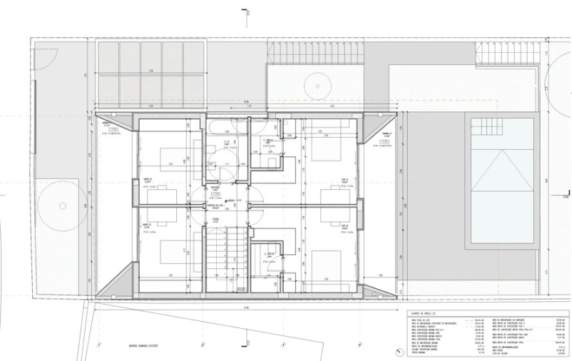 Moradia T5 para Venda em Vialonga Planta 2