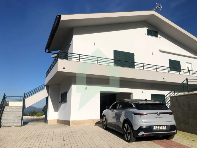 Moradia T4 para Venda em Quintiães e Aguiar Foto 2