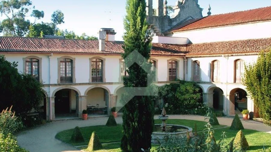 Quinta T10 para Venda em Pereira