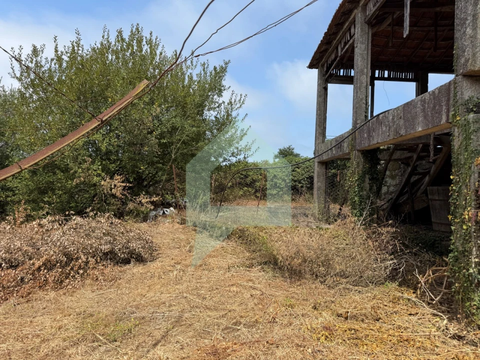 Moradia para Venda em Vila Cova e Feitos Foto 40