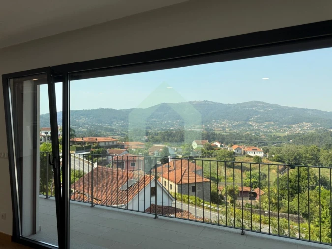 Moradia T3 para Venda em Ribeira Foto 11