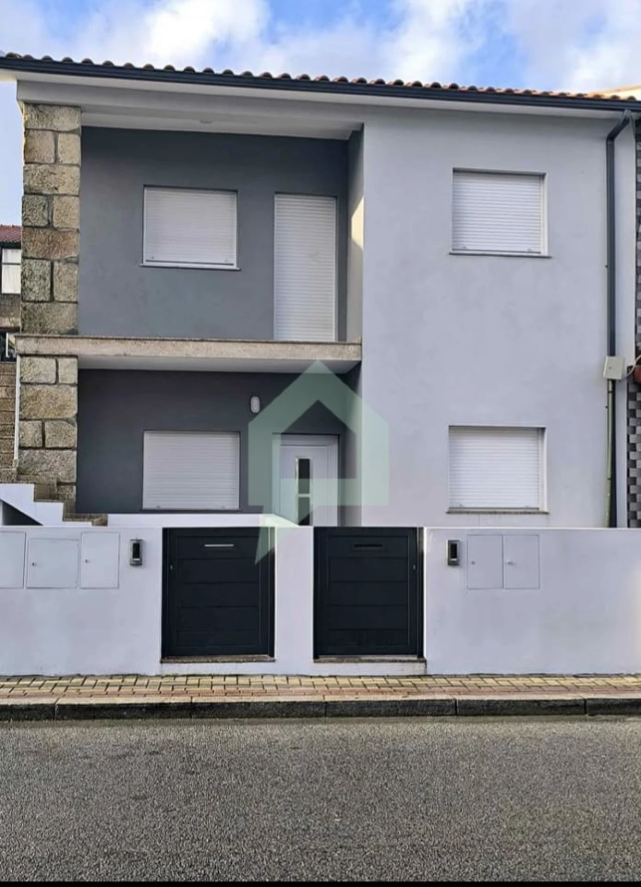 Apartamento T3 para Venda em Arcozelo Foto 2