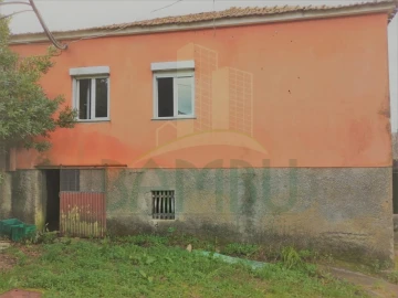 Moradia T5 para Venda em Perre