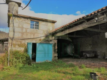 Moradia T5 para Venda em Perre