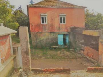 Moradia T5 para Venda em Perre