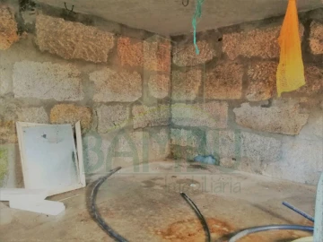 Moradia T5 para Venda em Perre