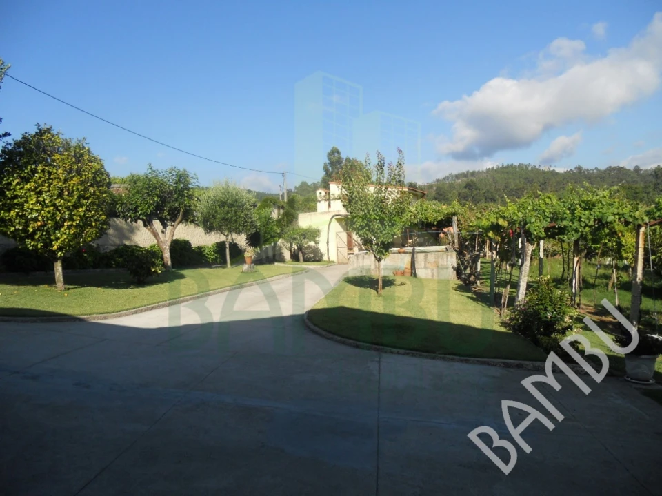 Quinta T4 para Venda em Seixas Foto 2