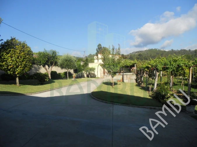 Quinta T4 para Venda em Seixas Foto 2