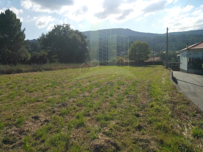 Terreno para Venda em Cornes Foto 5