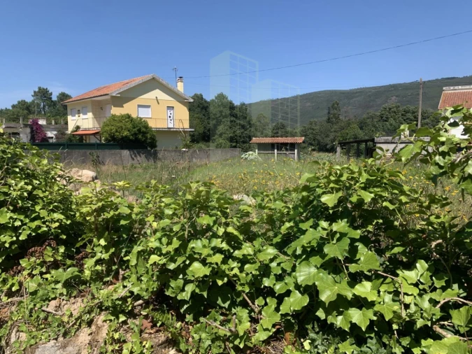 Terreno para Venda em Venade e Azevedo Foto 4