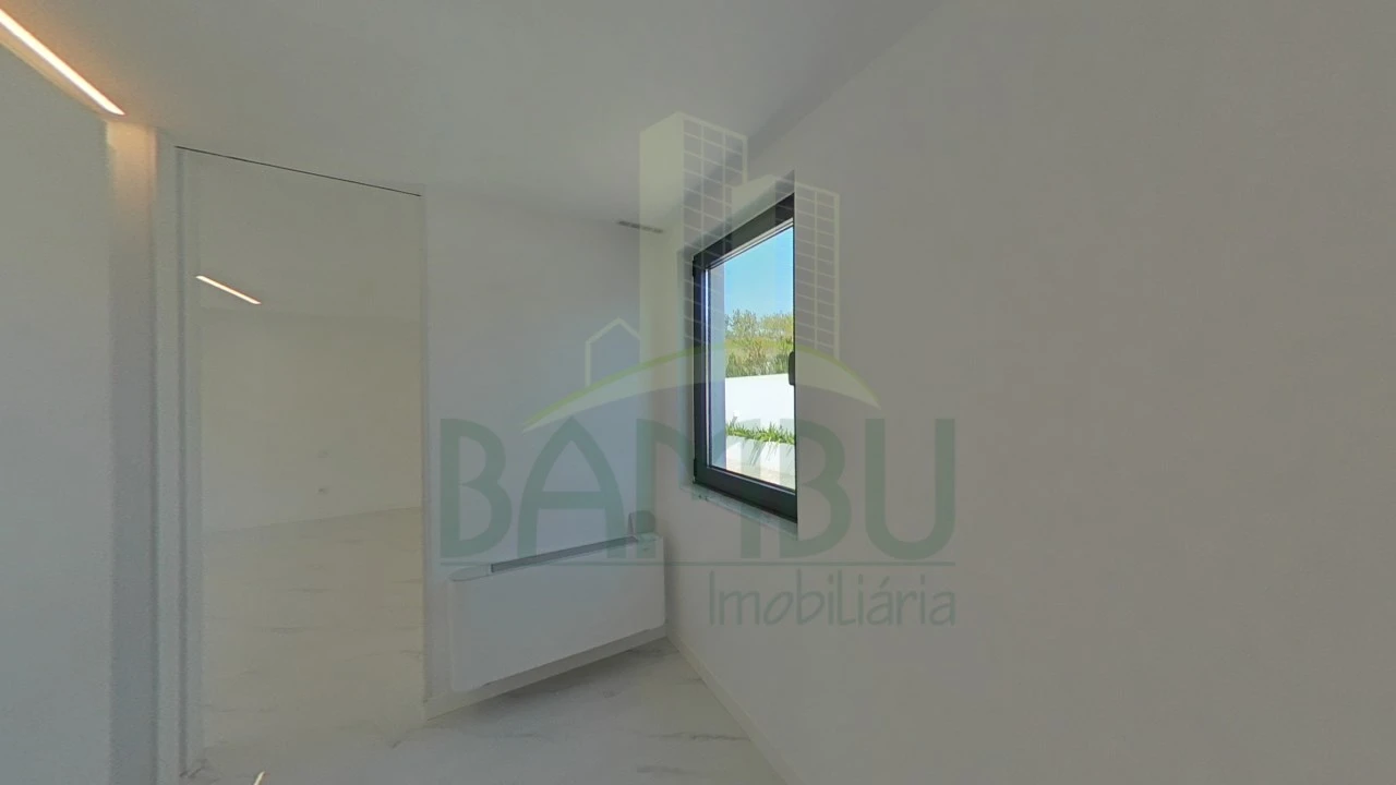 Moradia T3 para Venda em Sopo Foto 77