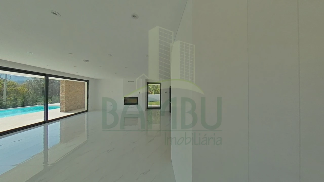 Moradia T3 para Venda em Sopo Foto 20