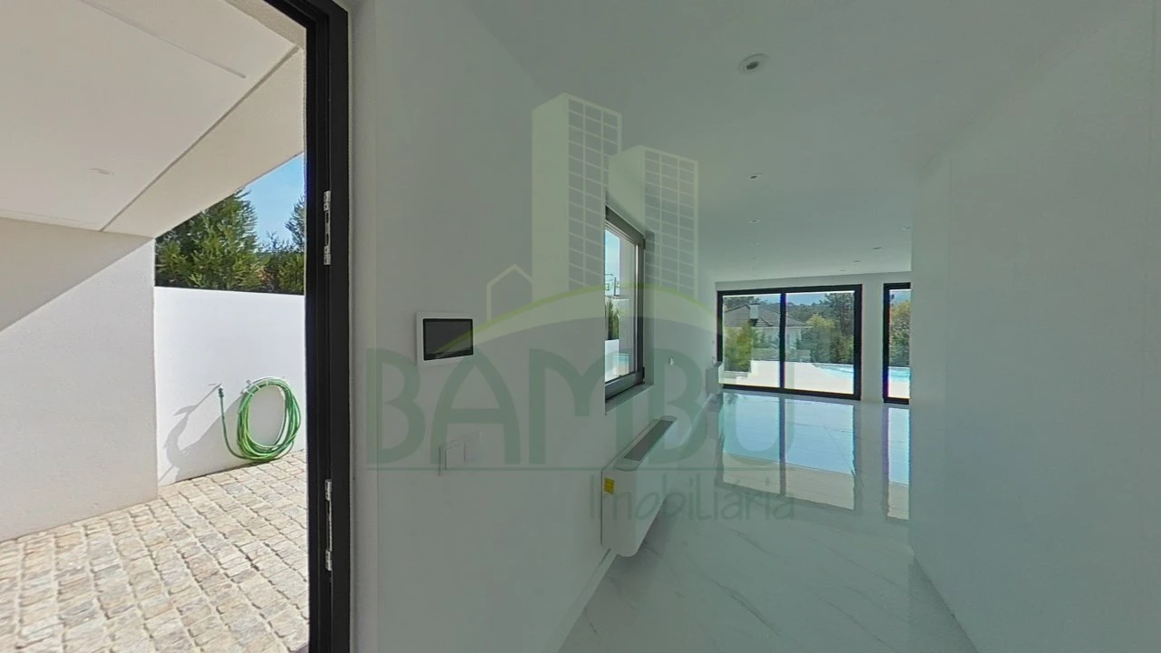 Moradia T3 para Venda em Sopo Foto 14