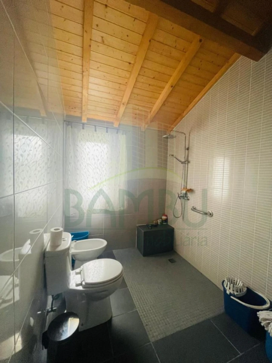 Moradia T7 para Venda em Vilar de Mouros Foto 37