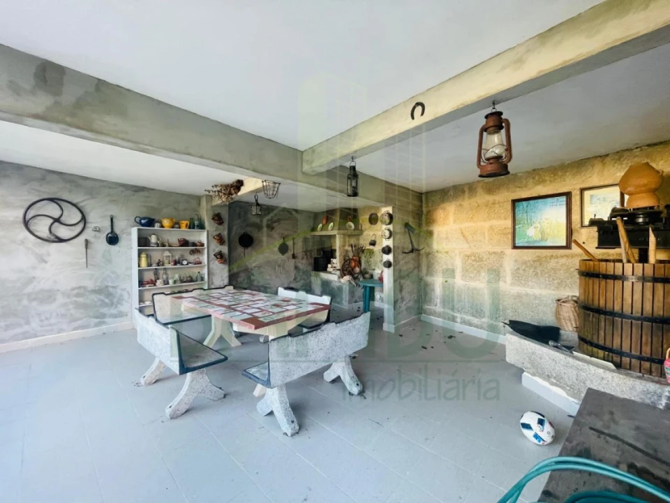 Moradia T7 para Venda em Seixas Foto 8