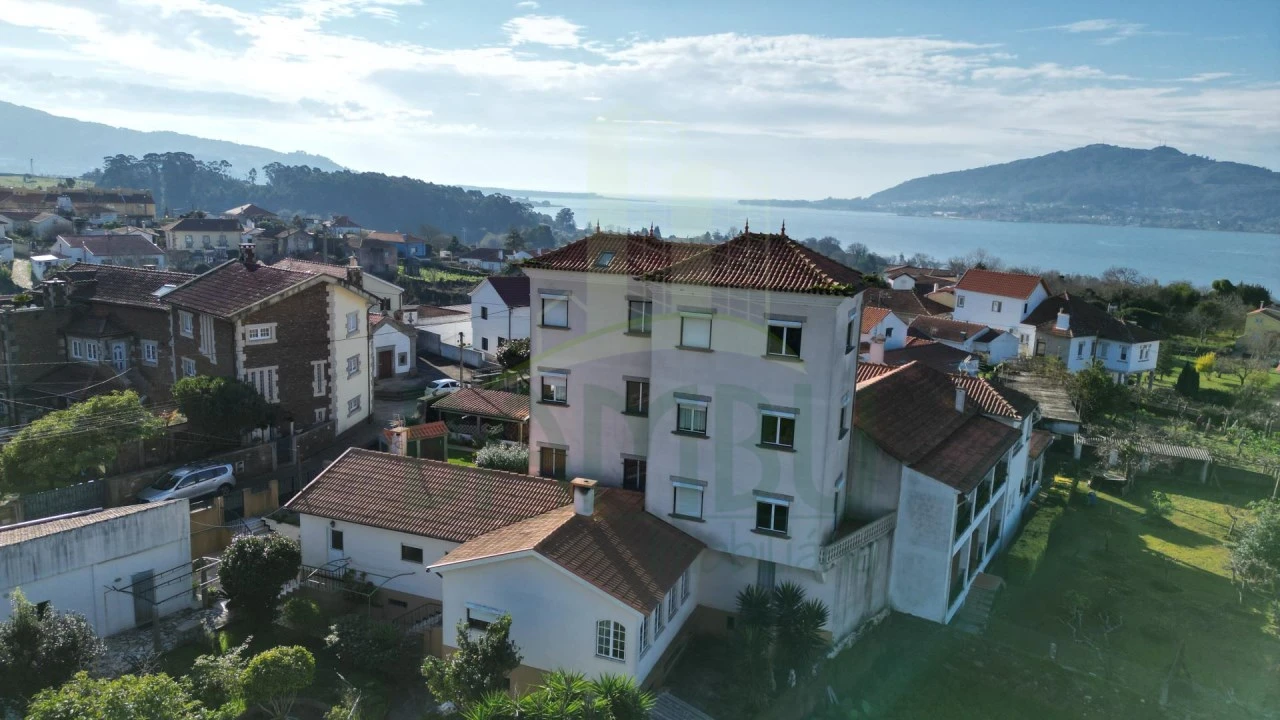 Moradia T7 para Venda em Seixas Foto 42