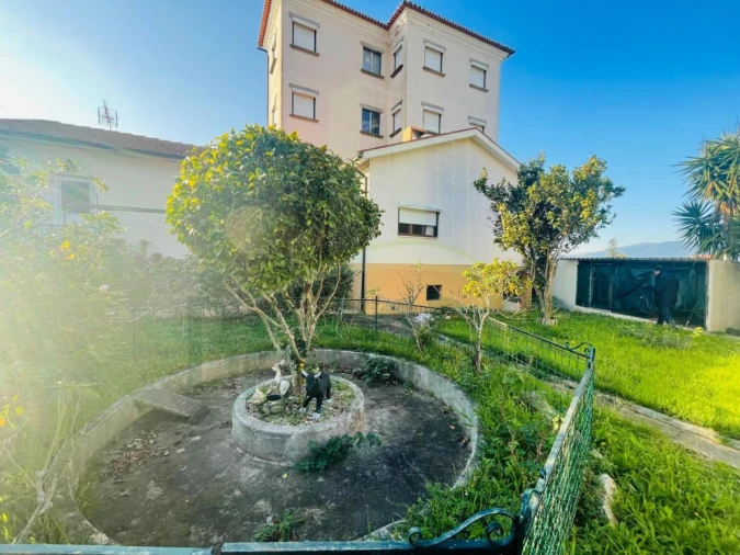 Moradia T7 para Venda em Seixas Foto 4