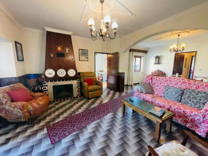 Moradia T7 para Venda em Seixas Foto 14