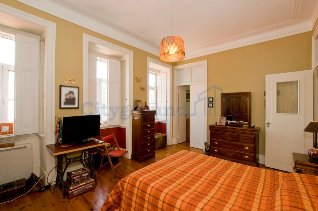 Apartamento T6 para Venda em Arroios Foto 14