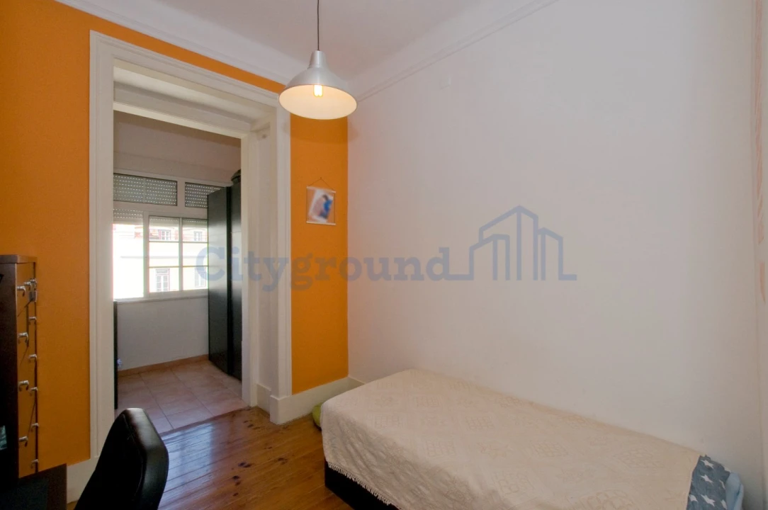 Apartamento T6 para Venda em Arroios Foto 23