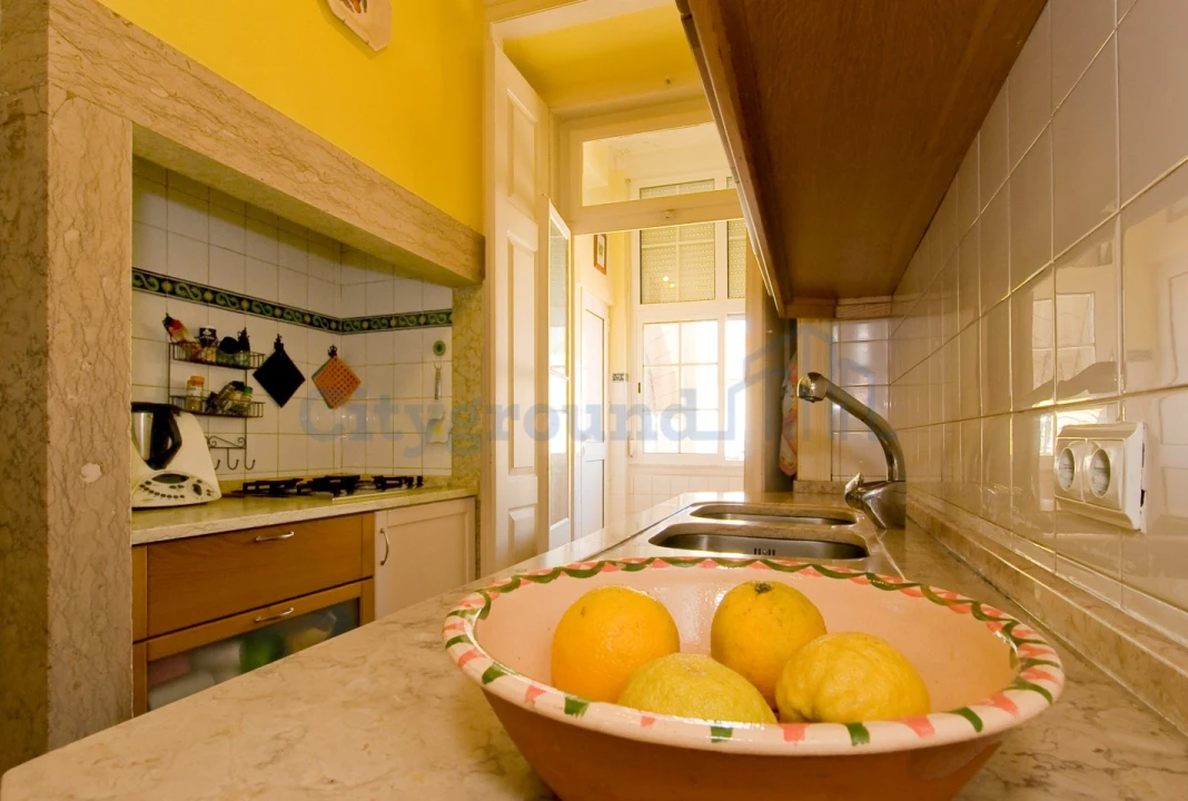 Apartamento T6 para Venda em Arroios Foto 29