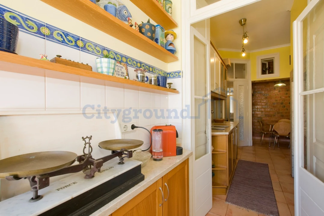 Apartamento T6 para Venda em Arroios Foto 31