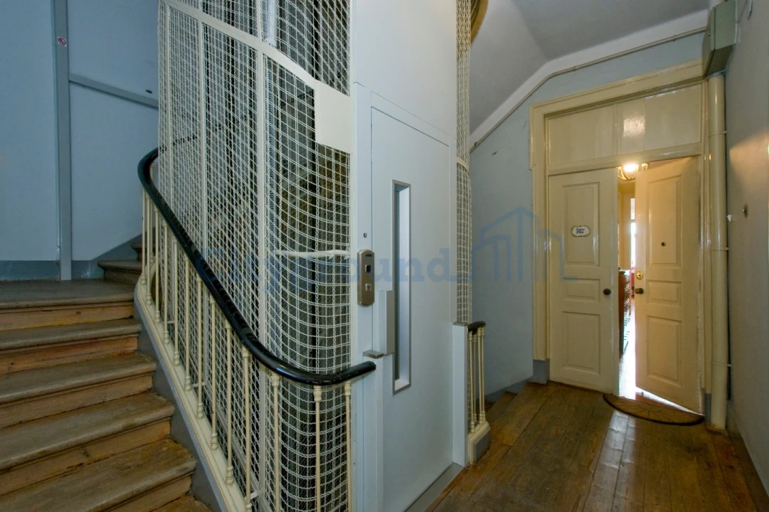 Apartamento T6 para Venda em Arroios Foto 34
