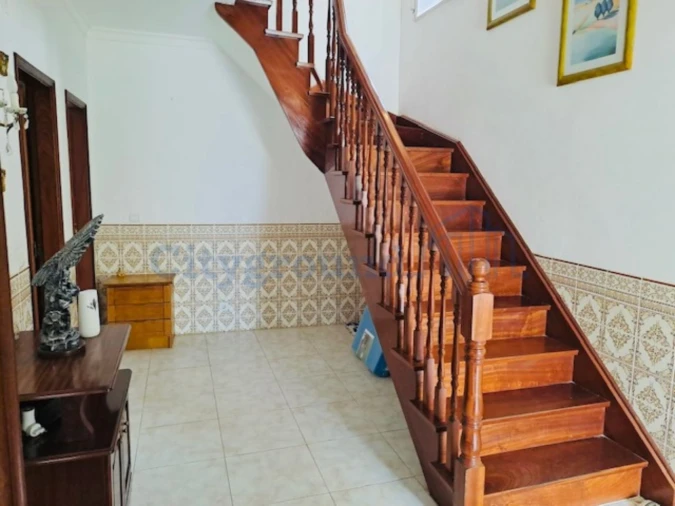 Moradia T3 para Venda em Atouguia da Baleia Foto 2