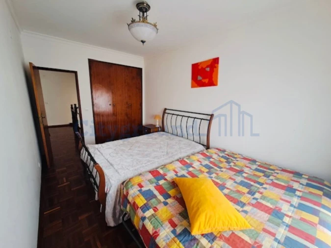 Moradia T3 para Venda em Atouguia da Baleia Foto 18