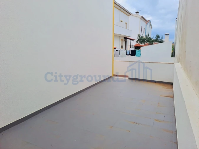 Moradia T3 para Venda em Atouguia da Baleia Foto 25