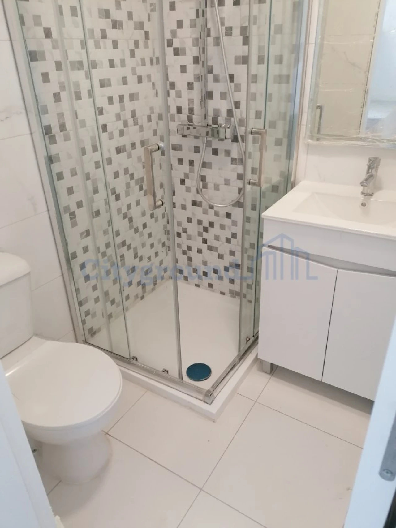 Moradia T9 para Venda em Ajuda Foto 12