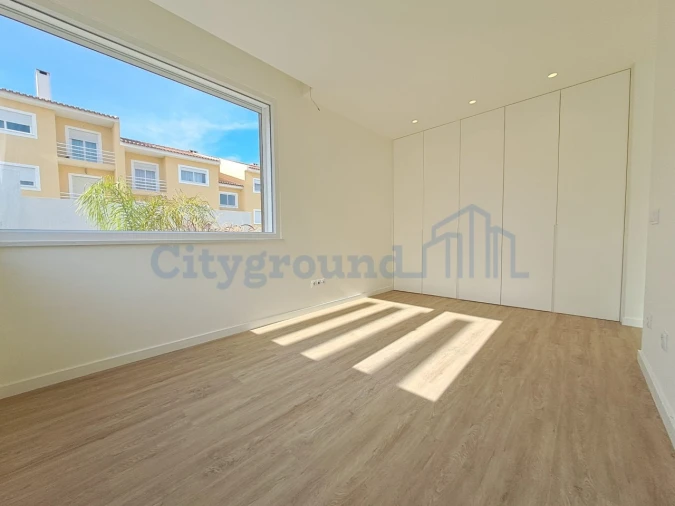 Moradia T3 para Venda em Lourinhã e Atalaia Foto 12