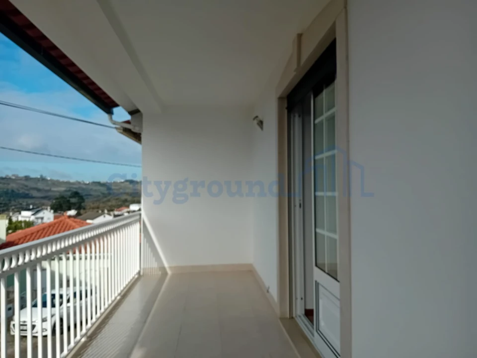 Moradia T2 para Venda em Reguengo do Fetal Foto 5