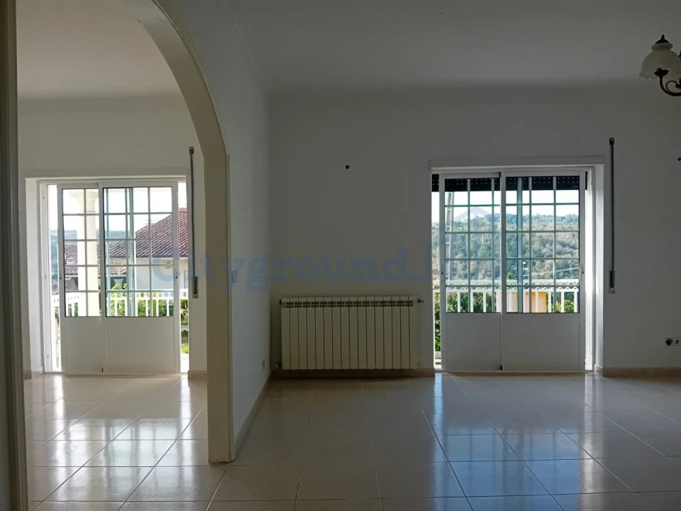 Moradia T2 para Venda em Reguengo do Fetal Foto 6