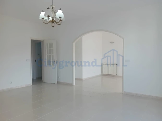 Moradia T2 para Venda em Reguengo do Fetal Foto 4