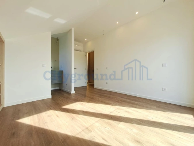 Moradia T2 para Venda em Atouguia da Baleia Foto 11