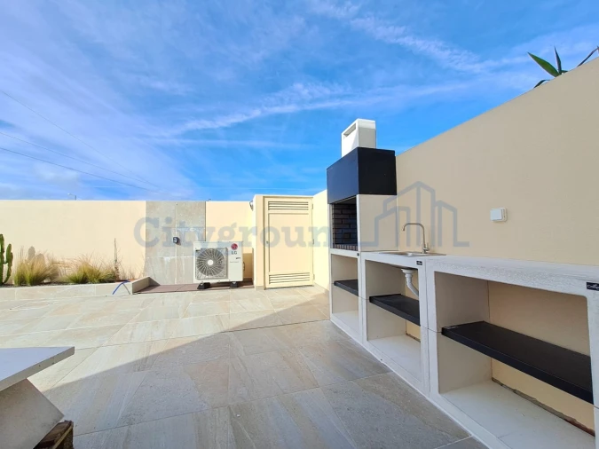 Moradia T2 para Venda em Atouguia da Baleia Foto 17