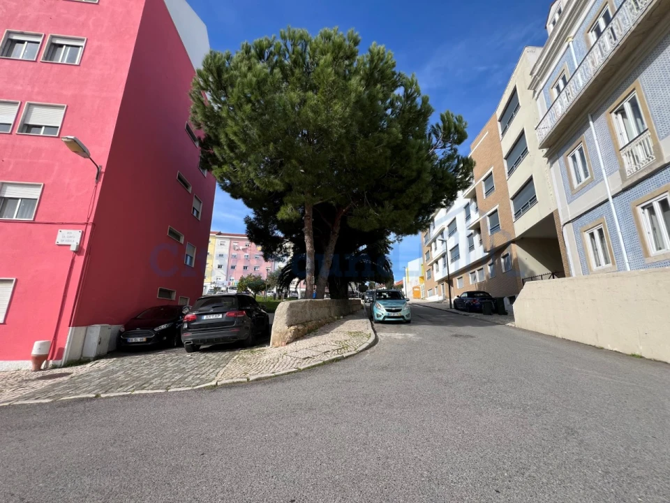 Prédio para Venda em Beato Foto 18