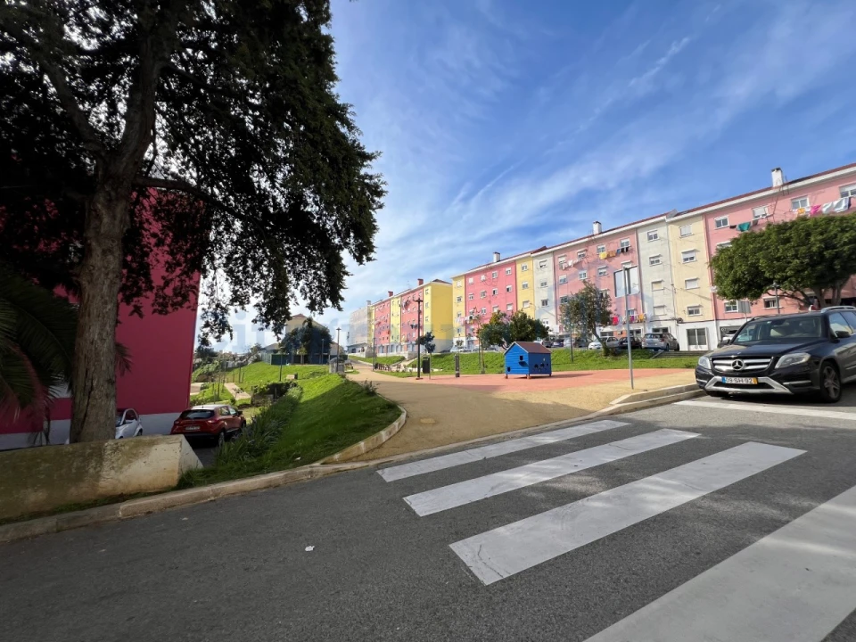 Prédio para Venda em Beato Foto 19