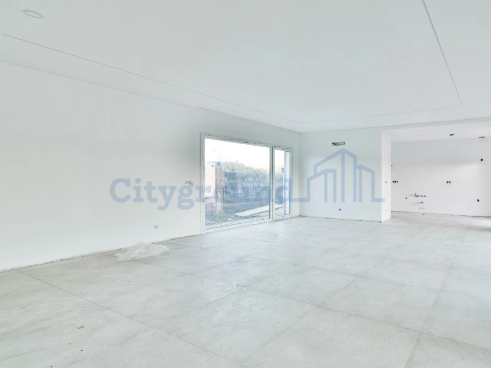 Moradia T4 para Venda em Nadadouro Foto 12