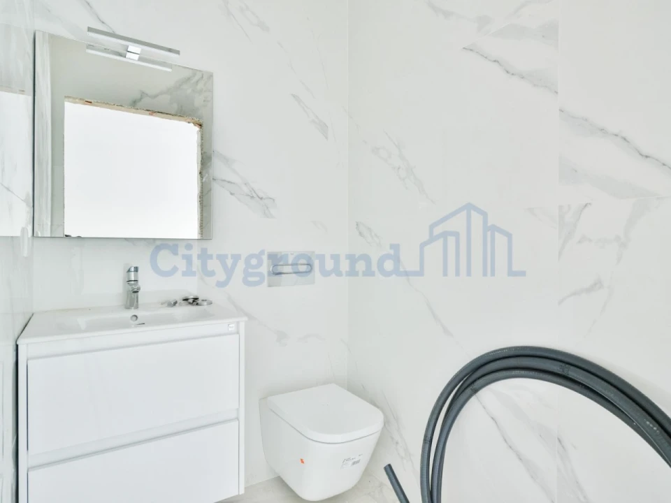 Moradia T4 para Venda em Nadadouro Foto 15