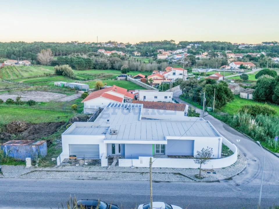 Moradia T4 para Venda em Nadadouro Foto 30