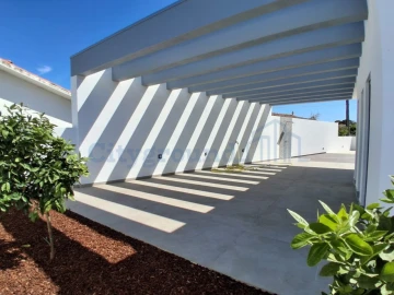 Moradia T4 para Venda em Nadadouro