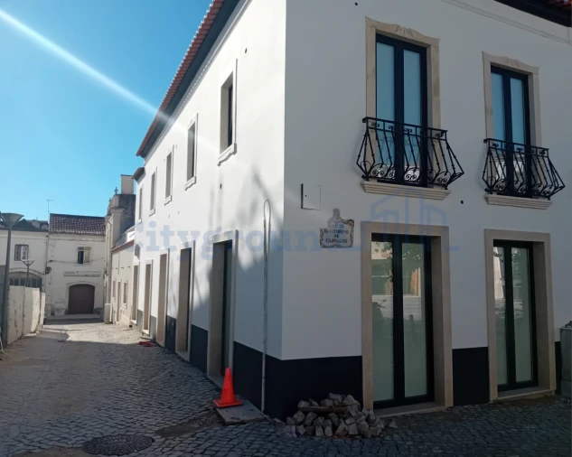 Moradia T2 para Venda em Nossa Senhora da Piedade Foto 2