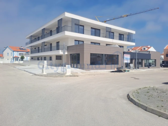 Apartamento T3 para Venda em Ferrel Foto 2