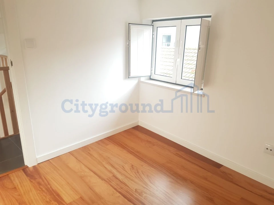 Apartamento T3 para Venda em São Vicente Foto 9