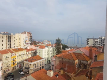 Apartamento T3 para Venda em São Vicente