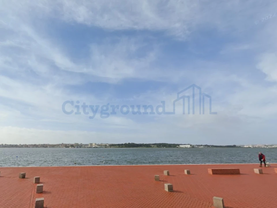 Prédio para Venda em Seixal, Arrentela e Aldeia de Paio Pires Foto 11