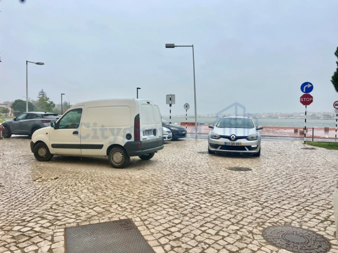 Prédio para Venda em Seixal, Arrentela e Aldeia de Paio Pires Foto 7