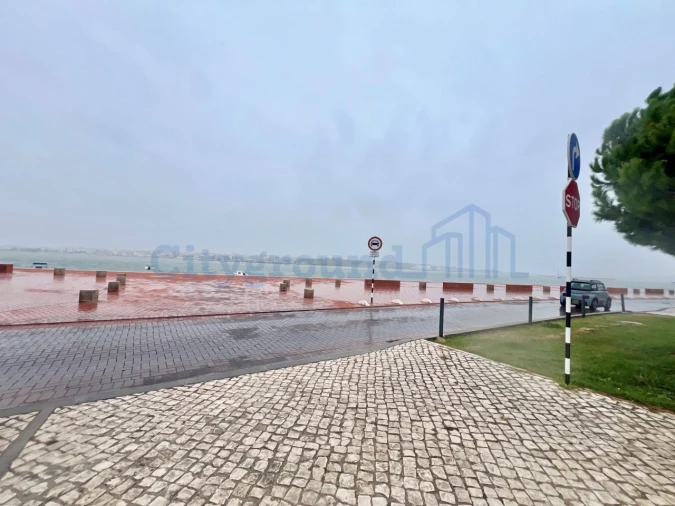 Prédio para Venda em Seixal, Arrentela e Aldeia de Paio Pires Foto 8